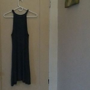 AEO Soft & Sexy black/white stipped DRESS!